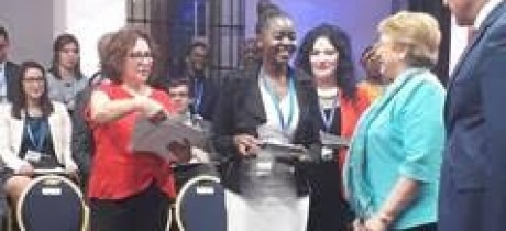 Estudiante del Magíster en Gestión Integrada recibe distinción como la mejor alumna de Postgrado de Mozambique 2017
